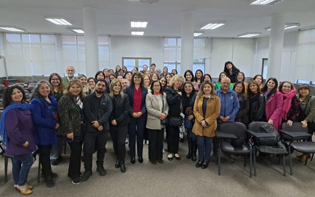 Encuentro con Asistentes de la Educación profundizó en el valor del cuidado en contextos escolares